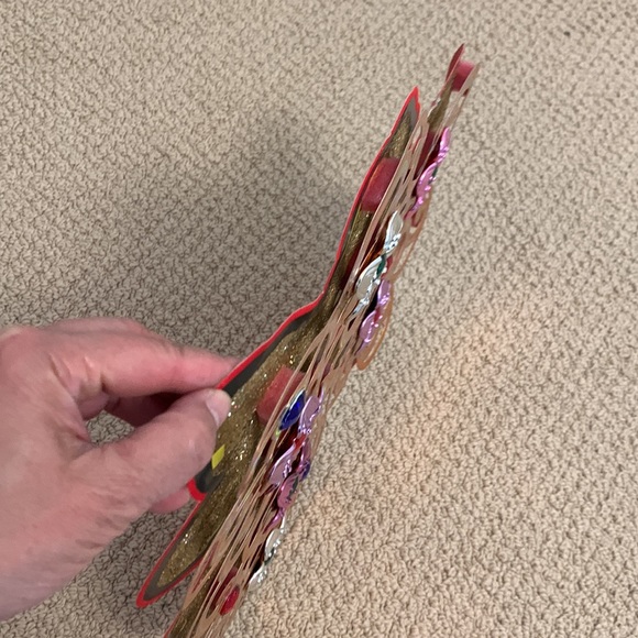 Chinese wall decorations. Laser cut paper cutout of the word Happiness - Picture 5 of 7